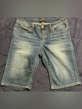 Seven7 Women’s Blue Denim Shorts